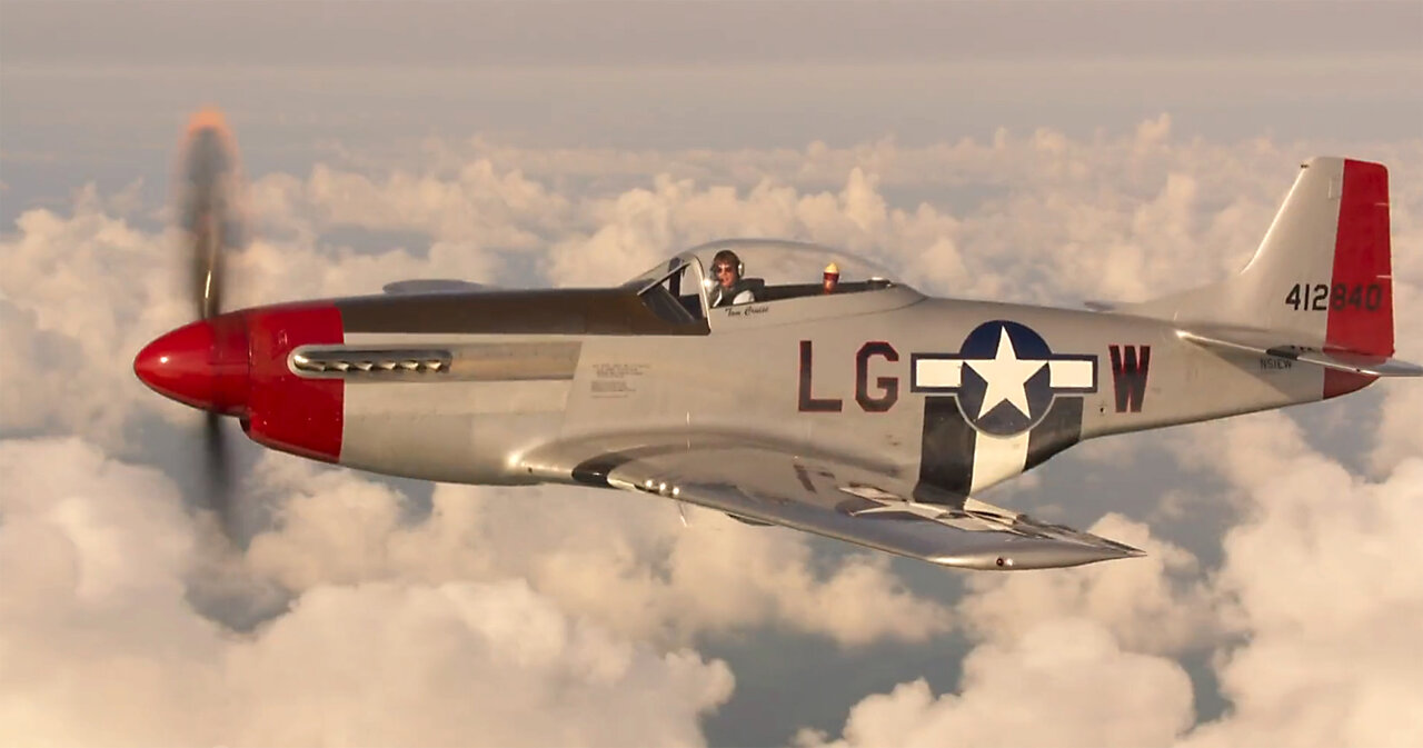 جنگنده شخصی تام کروز/ این هواپیمای بی‌نظیر متعلق به بازیگر «ماموریت غیرممکن» است/ عکس