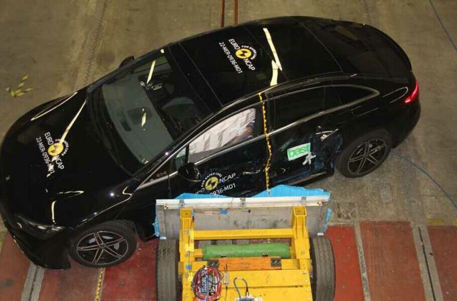 کار عجیب مرسدس بنز برای شکست دادن رقبا