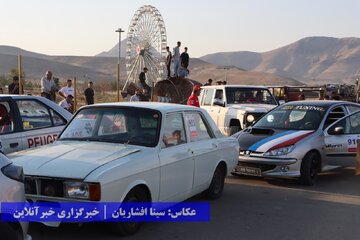 پایان مسابقه کشوری اتومبیلرانی درگ (شتاب)