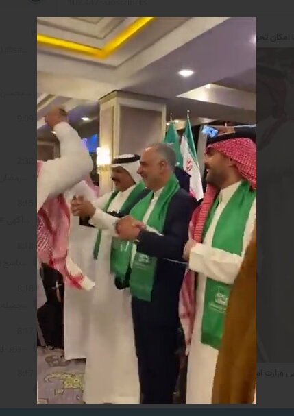 حضور مدیرکل خاورمیانه وزارت خارجه در مراسم رقص شمشیر سعودی‌ها در هتل اسپیناس