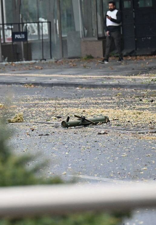 عکس | تصویری از راکت انداز مورد استفاده مهاجمان تروریست در آنکارا