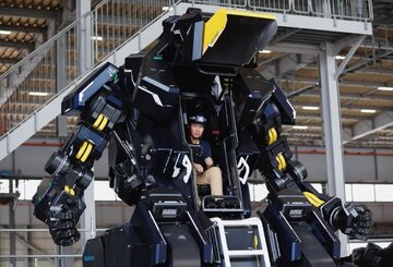 شاهکار جدید ژاپنی، ربات غول‌پیکر شبیه به یک شخصیت کارتونی/ عکس