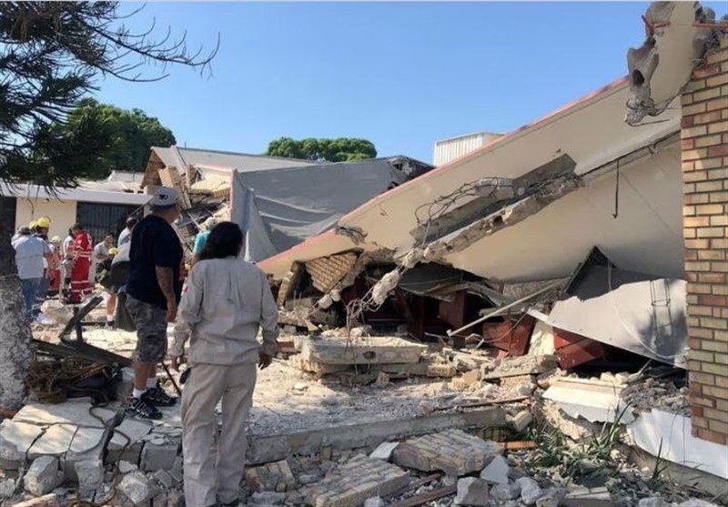 ریزش سقف کلیسا در مکزیک؛ ۴۹ نفر کشته و زخمی شدند/ عکس