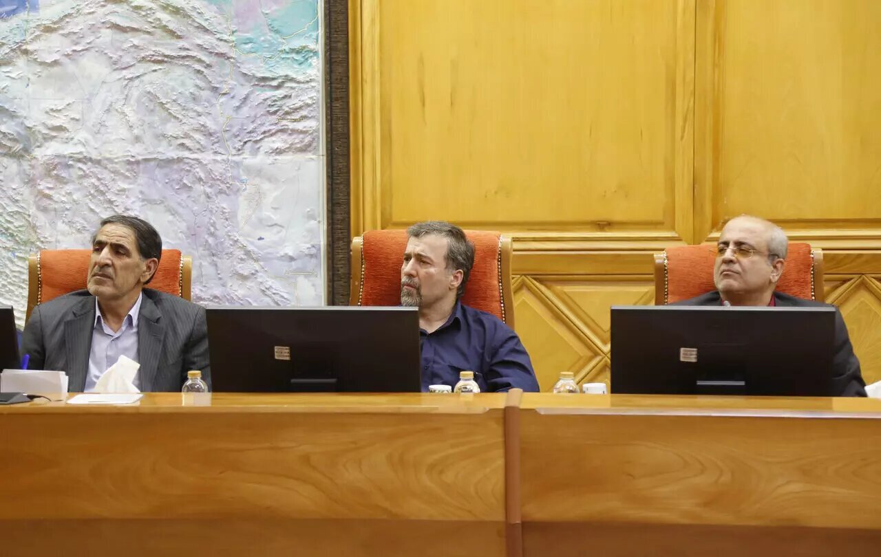 دیدار وزیر رئیسی با اساتید شاخص اصلاح طلب +عکس