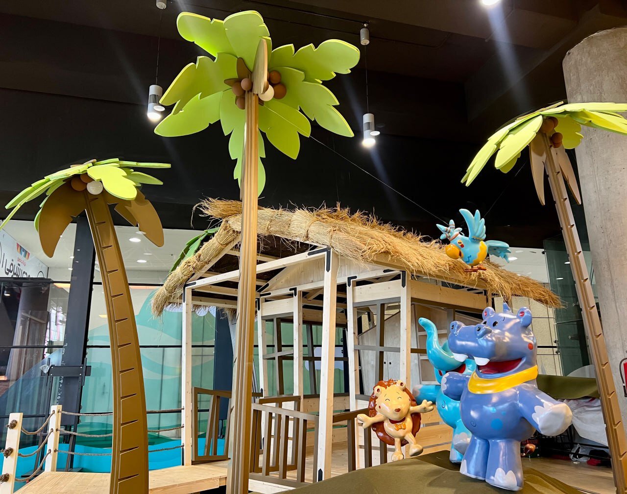 جزیره شاد سن ایچ به باغ کتاب آمد