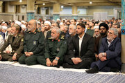 سردار قاآنی با پوشش غیر نظامی در دیدار با رهبری +عکس