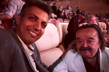 عکس | عادل فردوسی پور در کنار کوچک‌ترین مرد سینمای ایران