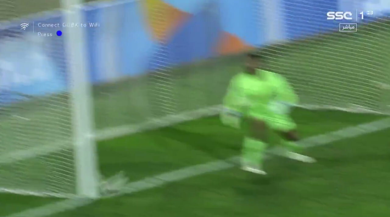 عکس| جنجالیترین صحنه بازی نساجی و الهلال