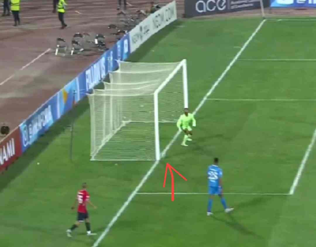 عکس| جنجالیترین صحنه بازی نساجی و الهلال