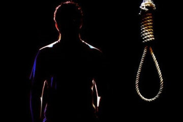 اعدام قاتل دانشجوی دانشگاه تهران فعلاً متوقف شد / پدر خالقی موقع رها کردن طناب دار به احمدرضا چه گفت؟