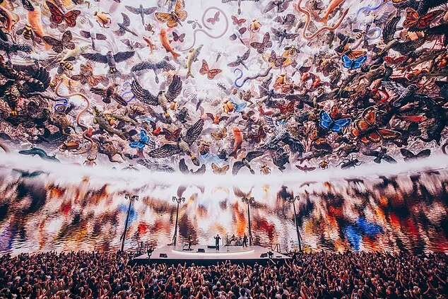 جلوههای بدیع و شگفتانگیز بزرگترین نمایشگر کروی جهان/ عکس