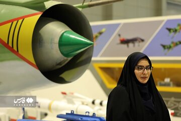 بازدید بانوان راوی پیشرفت از نمایشگاه هوافضا سپاه