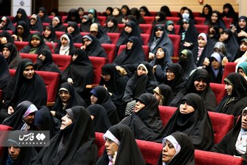بازدید بانوان راوی پیشرفت از نمایشگاه هوافضا سپاه