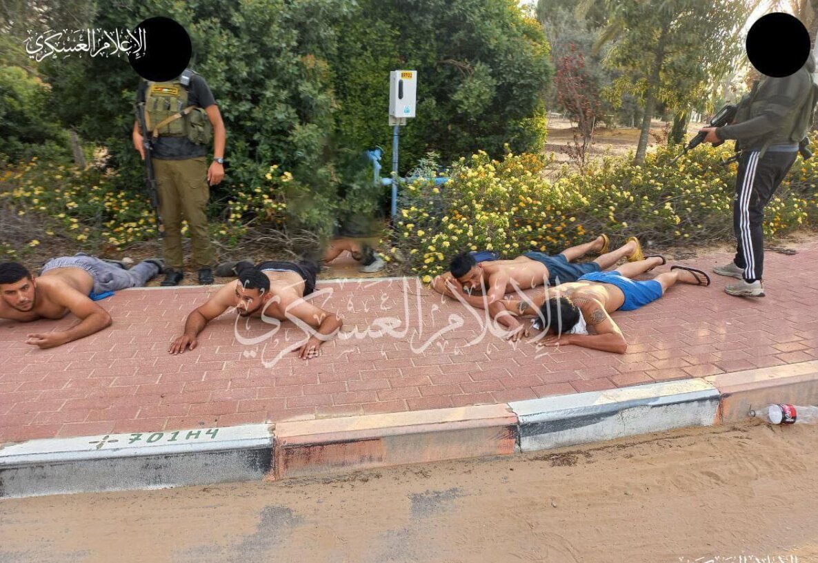 مقاومت فلسطین کنترل یک مرکز پلیس اسرائیل را به دست گرفت/عکس
