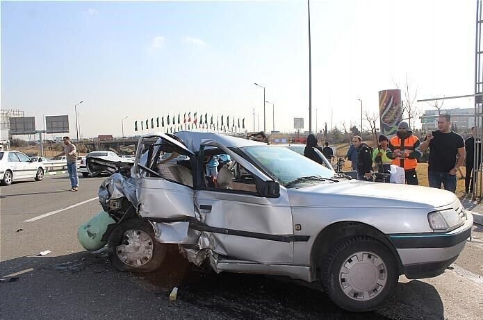 - برخورد مرگبار دو پژو در بزرگراه آزادگان