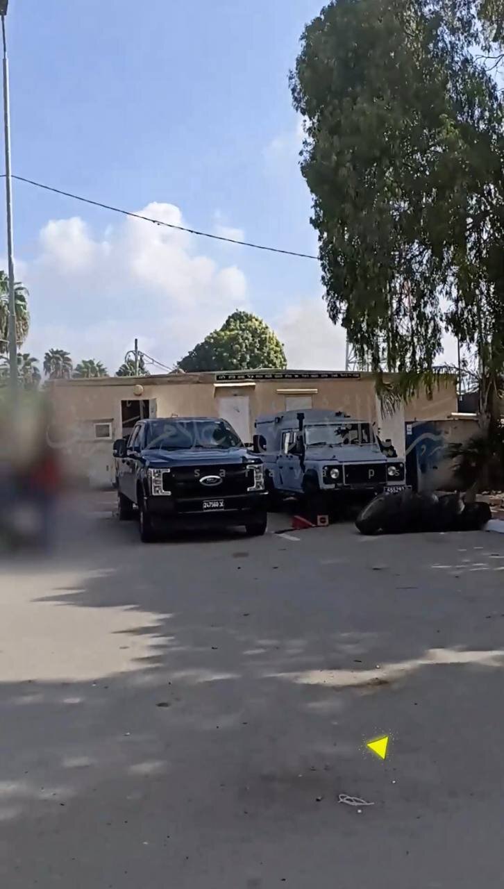 غنائم جنگی نیروهای مقاومت را ببینید/عکس