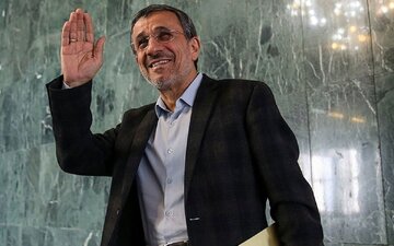 احمدی‌نژاد راهی ایران شد / بدرقه گرم وزرای گواتمالا + عکس