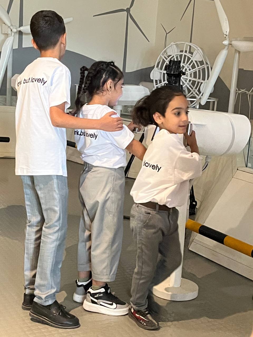 یک روز دوستداشتنی با بچههای دوستداشتنی