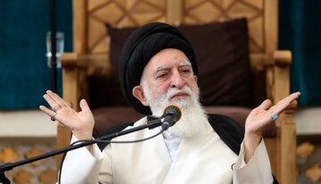 واکنش آیت الله علوی بروجردی به حملات حماس به اسرائیل / کودککشی و زنکشی محکوم است اما تفاوت ظالم و مظلوم را هم متوجه شوید