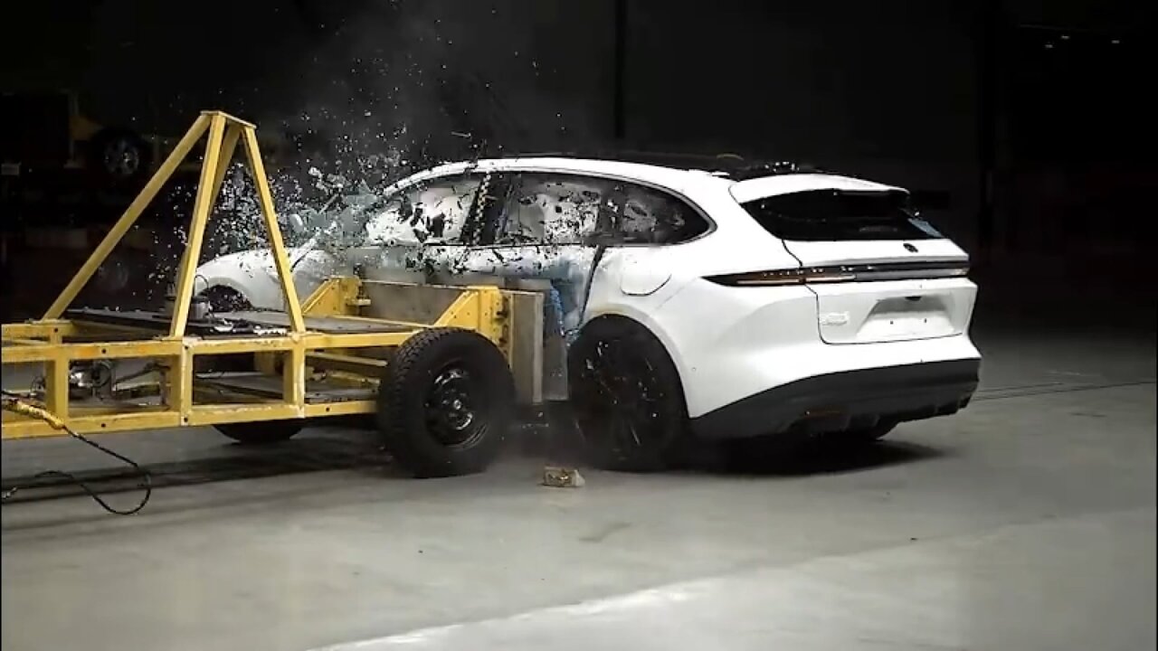 ماشینهای چینی که به ایران نمیآیند/ عکس