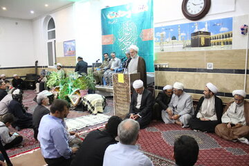 پیامبراکرم(ص) نمونه الگوی مکارم اخلاقی برای تمام انسان‌ها است