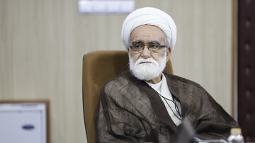 حجت الاسلام و المسلمین معزی: جایگاه امدادگر بیشک بهشت است / غرب از حقیقت دهشتناک بزرگترین زندان جهان در غزه میگذرد