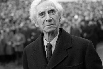 راسل: قدرت انقلابی ذاتا ناپایدار است / چشم در چشم لویاتان با قدرت نه گفتن / جست و جوی اسرار ظهور فراعنه و سقوط وال استریت