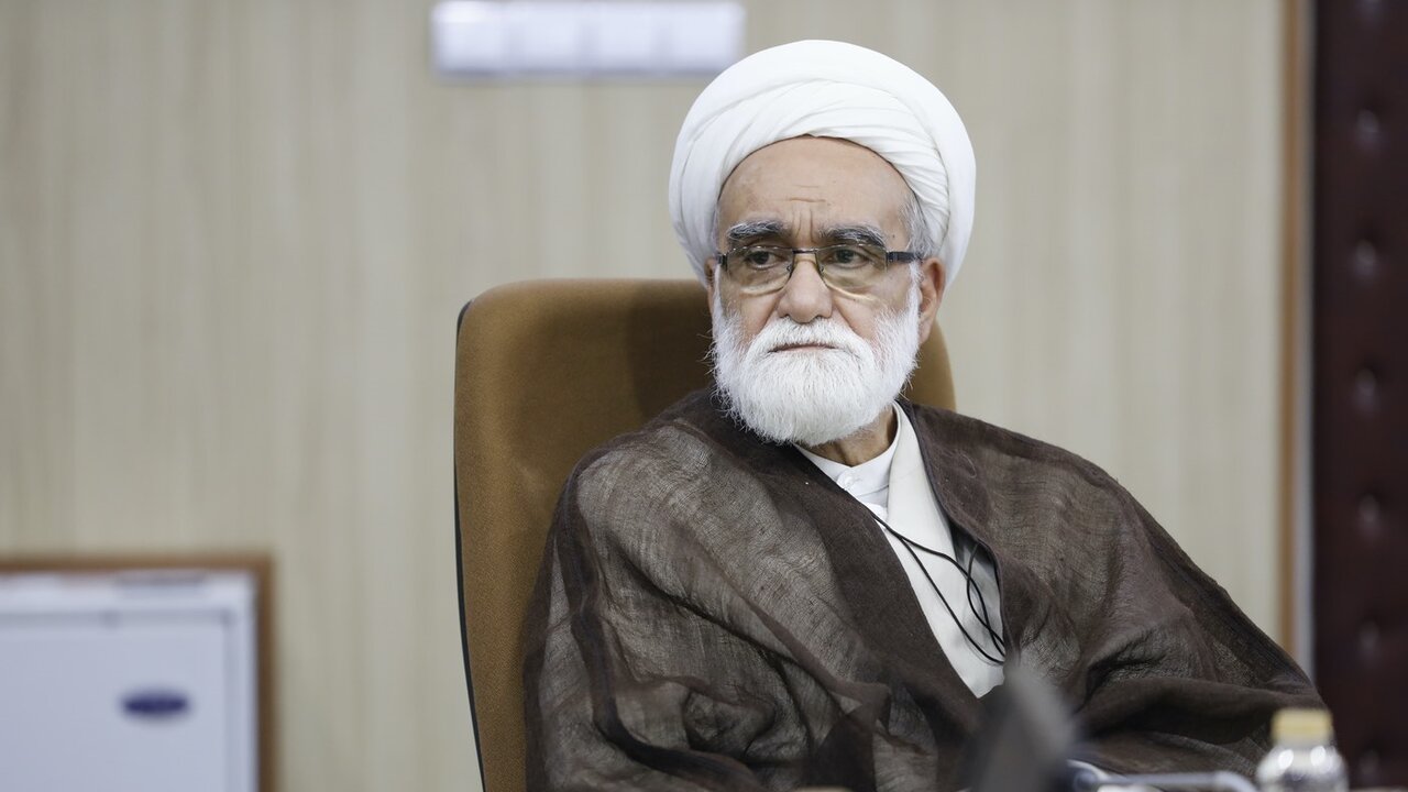حجت الاسلام و المسلمین معزی: جایگاه امدادگر بیشک بهشت است / غرب از حقیقت دهشتناک بزرگترین زندان جهان در غزه میگذرد 2