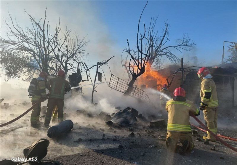 قطع پای پسر ۱۶ ساله؛ جزئیات بیشتر از انفجار جایگاه گاز در البرز/ عکس