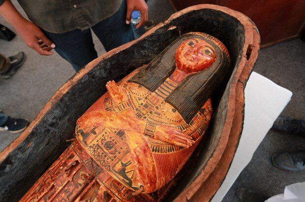 پیدا شدن کتاب مردگان کنار مومیایی‌های ۳ هزار ساله/ عکس