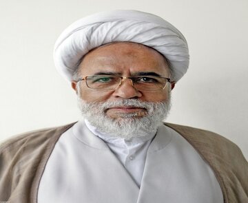 برگزاری مراسم استقبال مردمی از نماینده ولی فقیه در استان و امام جمعه کرمانشاه