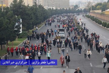 همایش بزرگ پیاده روی خانوادگی در ارومیه