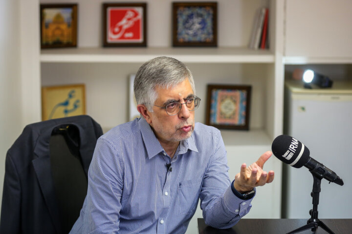 انتقادات تند و صریح کرباسچی از جبهه اصلاحات /بهزاد نبوی مخالف روش های تند و افراطی است /عارف قابل احترام است اما...