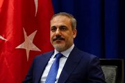 وزير الخارجية التركي يهنئ باليوم الوطني الإيراني