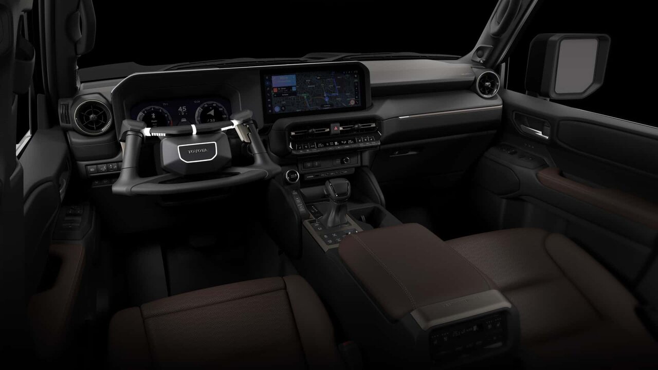 خبری بد برای طرفداران محبوبترین شاسی بلند تویوتا / عکس