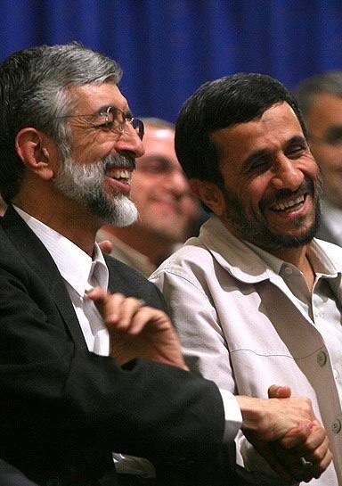 خوش و بش صمیمانه احمدی نژاد و حدادعادل +عکس