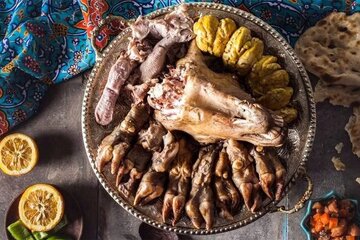 عکس | منوی نجومی یک طباخی؛ کله‌پاچه کامل چند تومان؟!