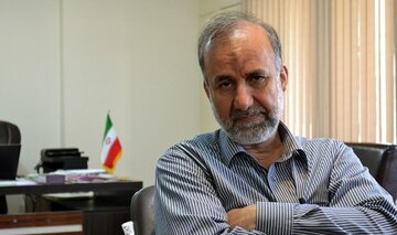 حسن بیادی: اگر مشکلات روزمره مردمِ آزرده حل نشود، آش همان است و کاسه همان / مستقل می آییم