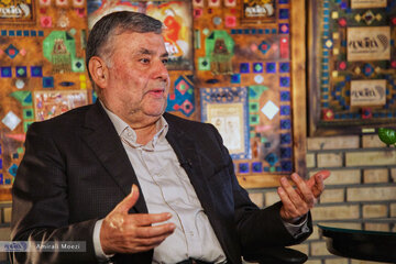 محمد صدر: مهریه ازدواج من و همسرم 600 تومان شد / امام موسی صدر به مادرم لقب «خاله قزی» داد / دامادم سیدیاسر خمینی خیلی اهل عبادت است