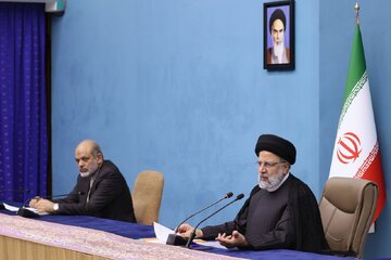 انتقادات تند روزنامه هم میهن از رئیس جمهور و وزیر کشور / به قول معروف گل بود به سبزه آراسته شد!