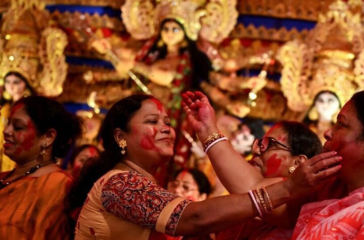 واپسین روز جشنواره آیینی دورگا پوجا در هند