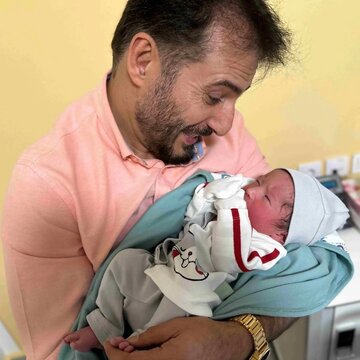 سید جواد هاشمی پدربزرگ شد !