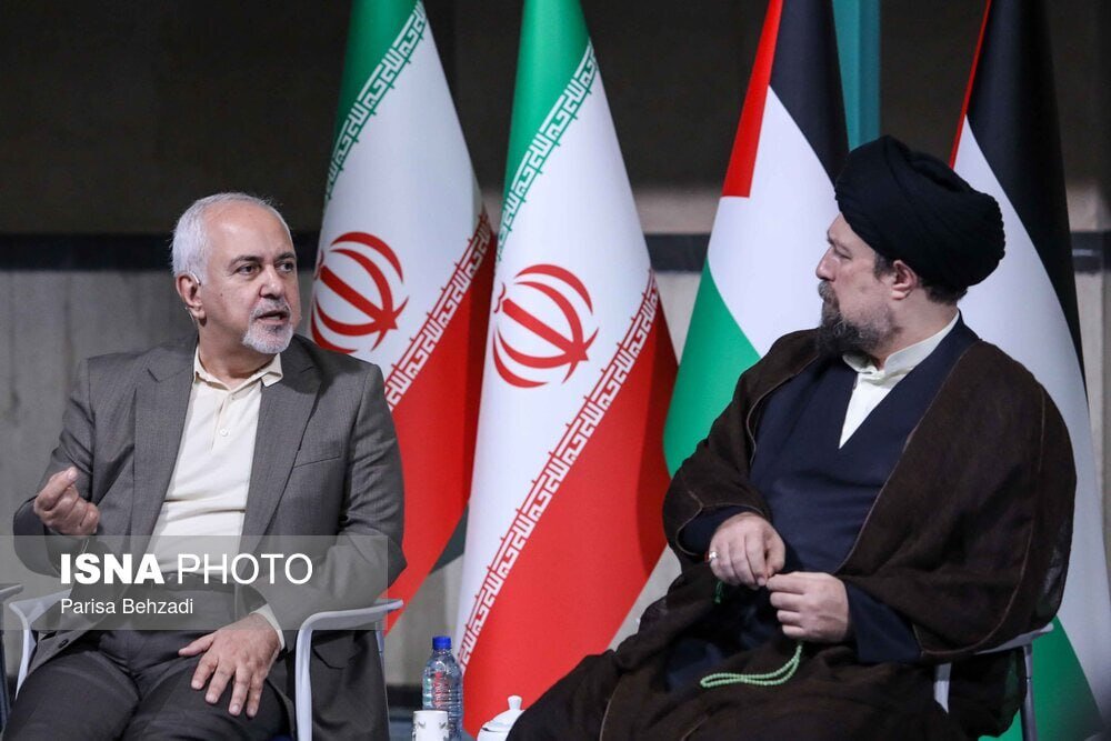 عکسی از خوش و بش سیدحسن خمینی و ظریف