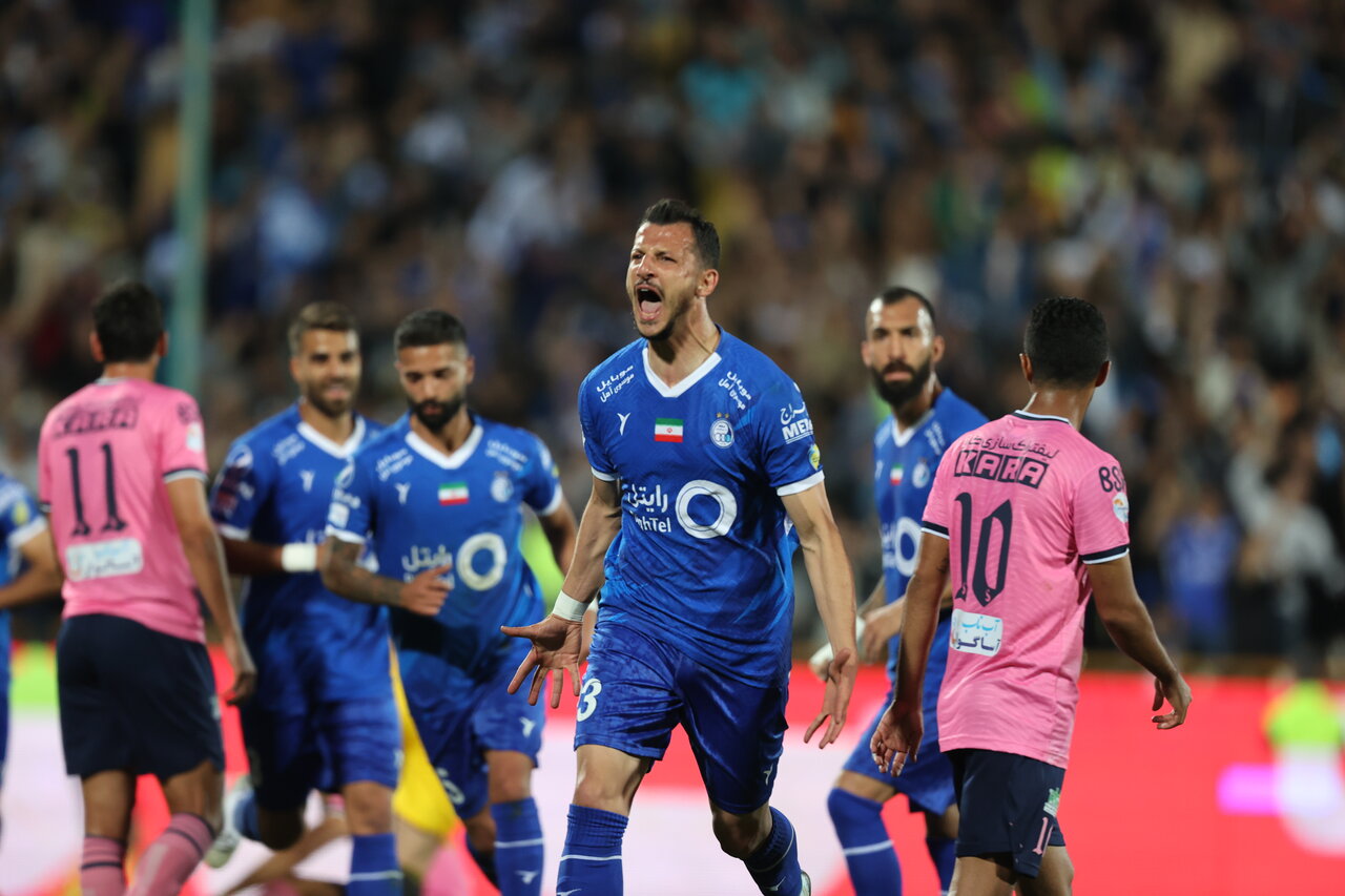 عکس| شکسته شدن طلسم مهاجم استقلال پس از ۲۴۹ روز