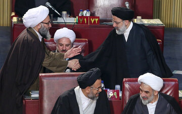 چالش بزرگ رئیسی در انتخابات مجلس خبرگان ششم؛ کاندیداتوری از تهران یا بیرجند؟