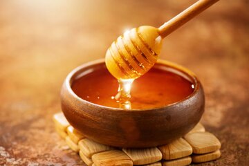 عسل به نیم میلیون تومان نزدیک شد | جدیدترین قیمت ها را ببینید عسل به نیم میلیون تومان نزدیک شد | جدیدترین قیمت ها را ببینید