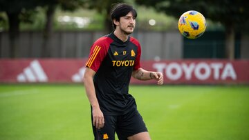 عکس | ژست‌های سردار آزمون در کنار اسطوره بسکتبال و خواننده معروف: رفقای ناب!