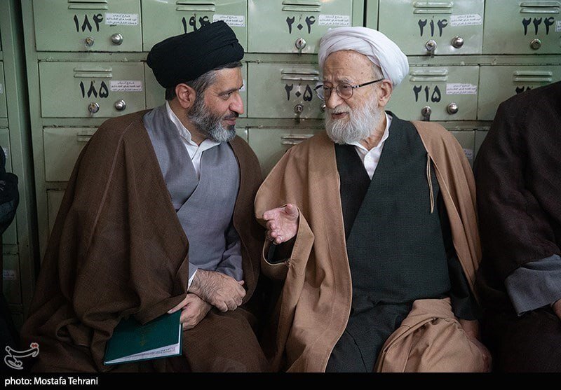 تصاویر جدید از ۴ پسر رهبر انقلاب در یک مراسم ختم