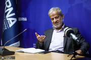 آنچه شما گفته‌اید/ واکنش تند کاربران خبرآنلاین به سخنان سخنگوی جبهه پایداری؛ از پیامبر بیاموزید/ بدبختی این است که خودتان را نماینده مردم می‌دانید...
