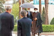 ببینید | اقدام جالب رئیسی در تاجیکستان در زیر باران